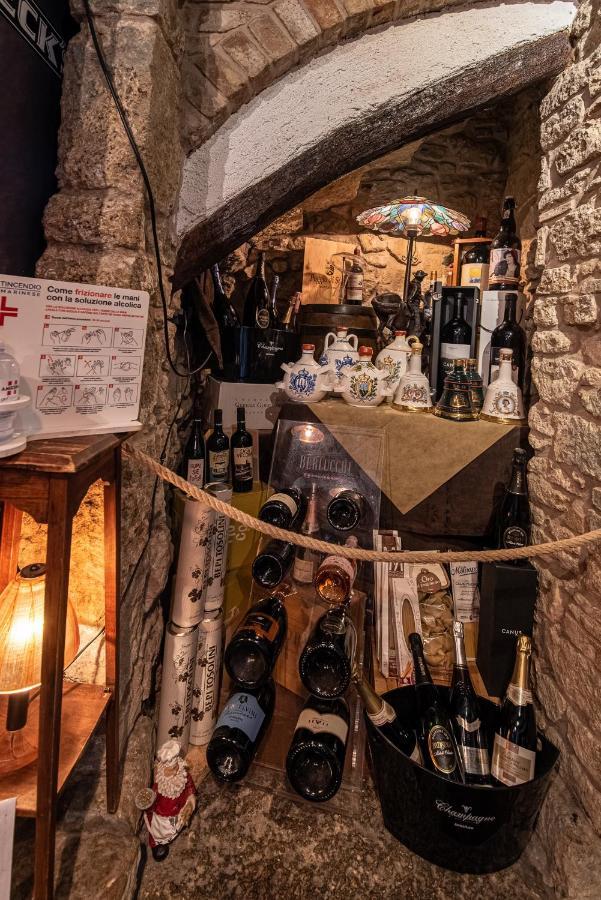 Locanda Cantina Di Bacco Сан Марино Екстериор снимка