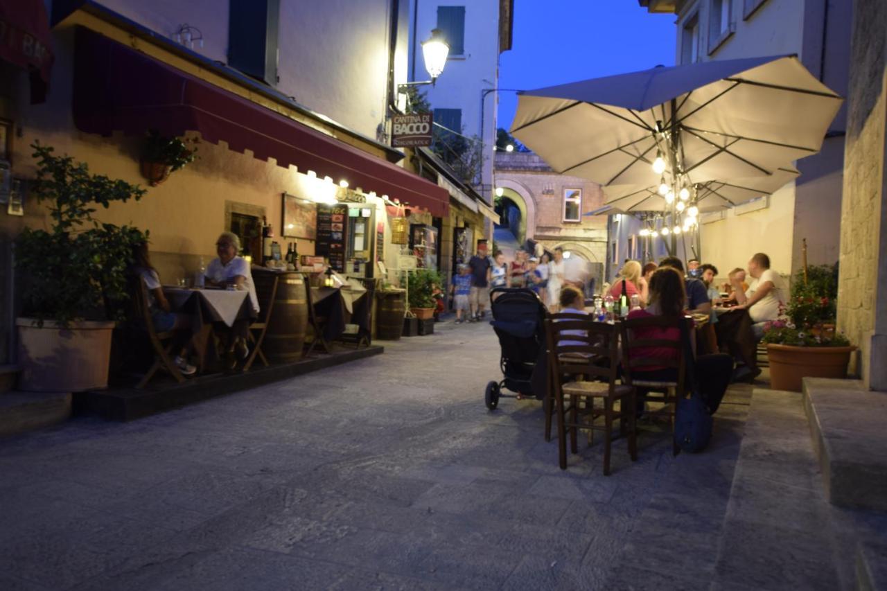 Locanda Cantina Di Bacco Сан Марино Екстериор снимка