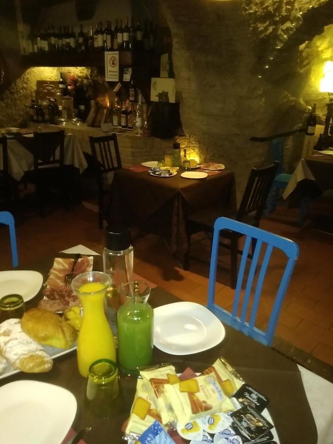 Locanda Cantina Di Bacco Сан Марино Екстериор снимка