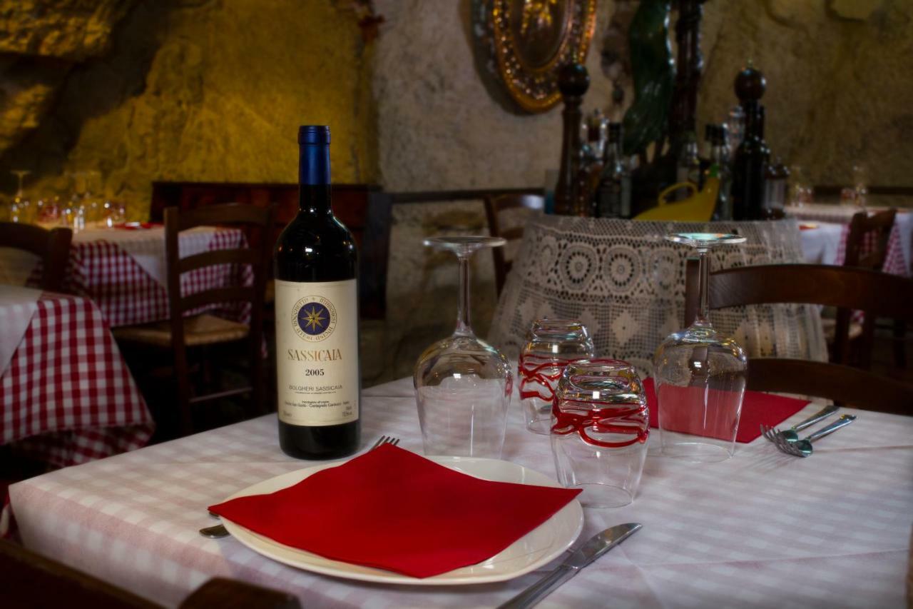 Locanda Cantina Di Bacco Сан Марино Екстериор снимка