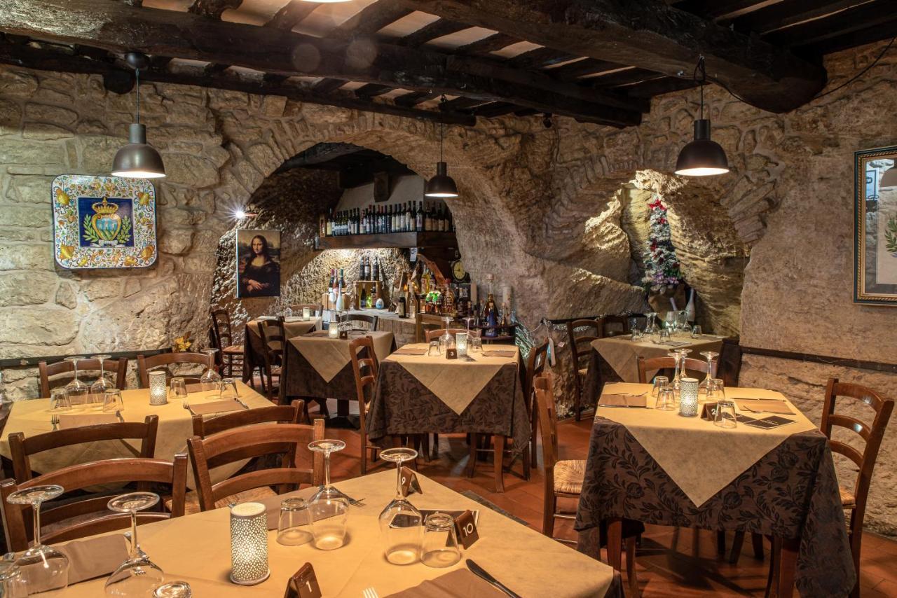 Locanda Cantina Di Bacco Сан Марино Екстериор снимка